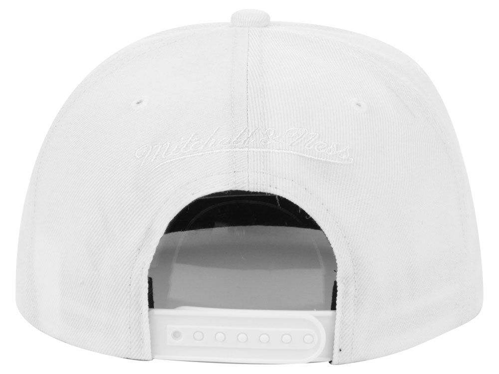 Mitchell & Ness Blank Classic Snapback - White